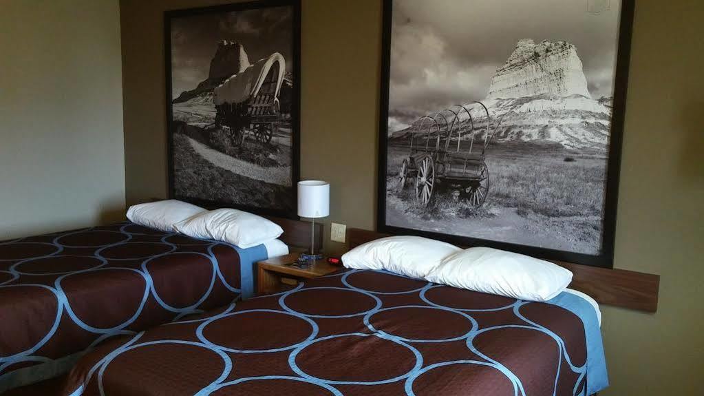 Super 8 By Wyndham Keokuk Hotel Ngoại thất bức ảnh